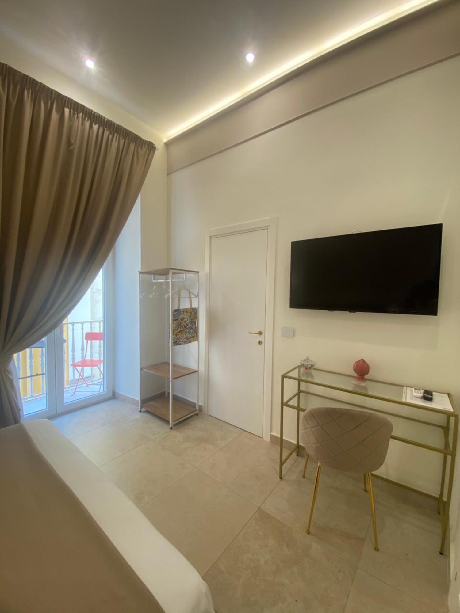 Bed and Breakfast Dimora Don Pasquale Napoli Exterior foto